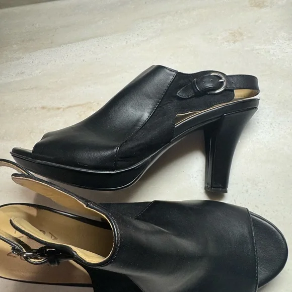 Naturalizer Heels DAWN 8 Women’s Black Leather Strap Open Toe Booties - Picture 7 of 11